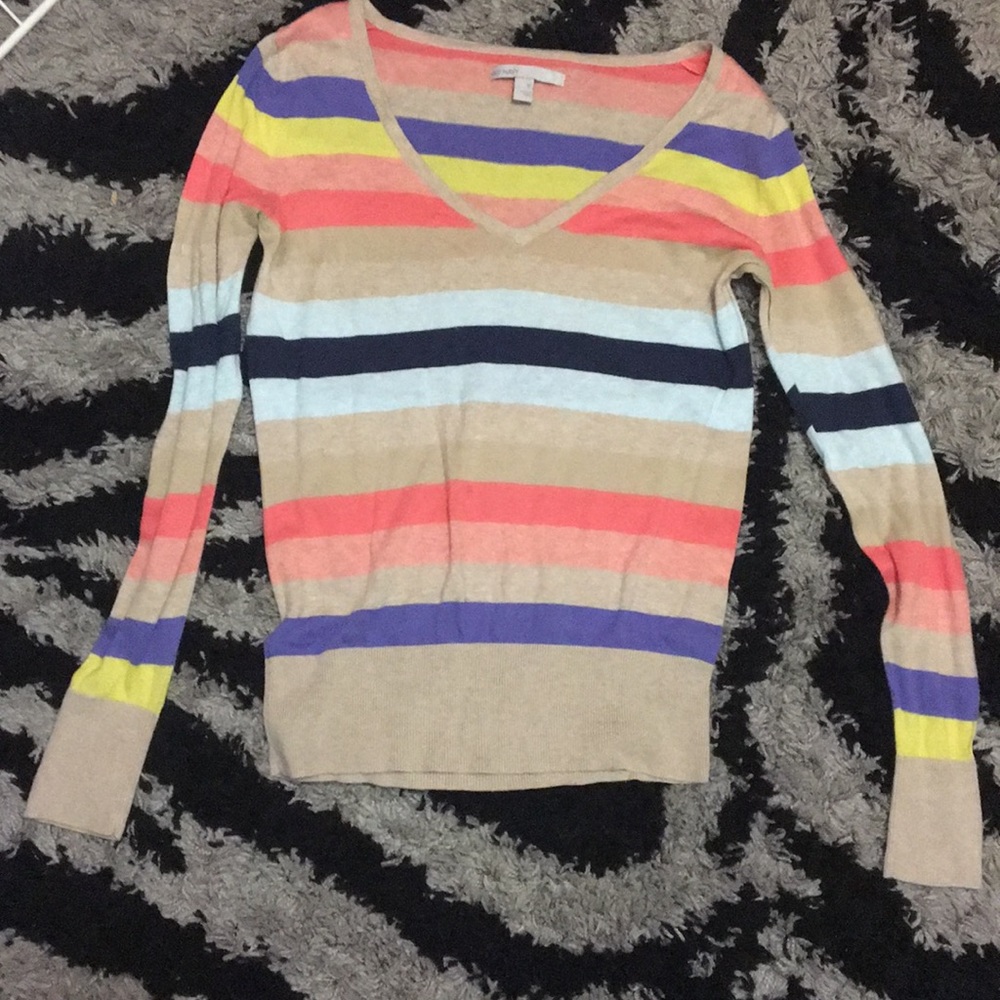 👚 V-Neck sweater!👚